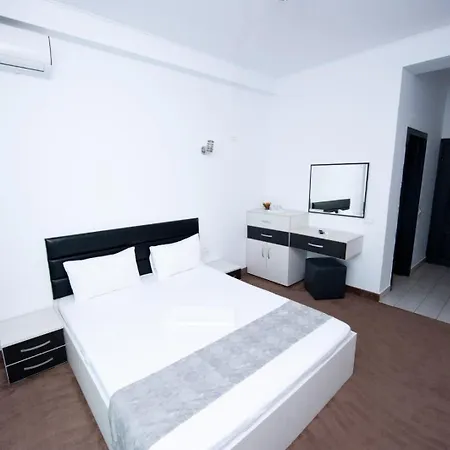 Mykonos Boutique Năvodari