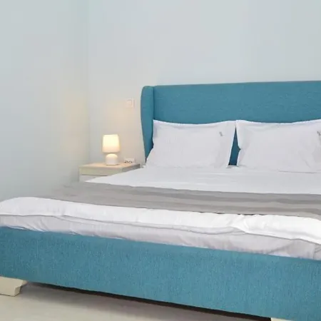 Mykonos Boutique ナボダリ
